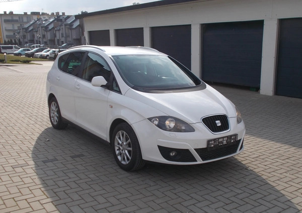 Seat Altea XL cena 18900 przebieg: 147000, rok produkcji 2011 z Radomsko małe 16